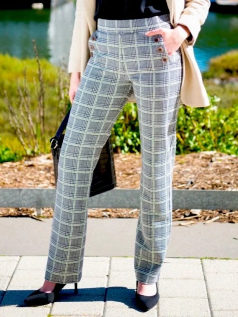 New Betabrand Matcha Plaid Straight Six Button Dress Pant Yoga Pants Medium